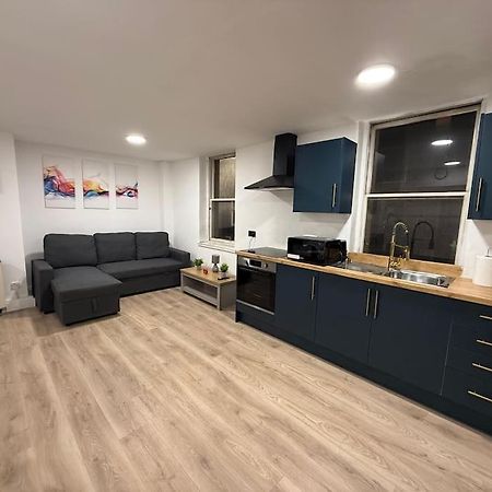 Modern 1 Bedroom - 5 Min Walk From Princess Street Eb1 爱丁堡 外观 照片