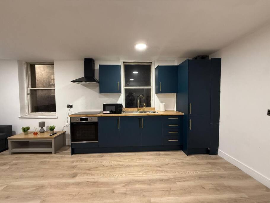 Modern 1 Bedroom - 5 Min Walk From Princess Street Eb1 爱丁堡 外观 照片